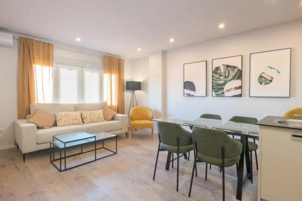 Продажа квартиры в Alameda de Capuchinos, 33, Малага photo 1