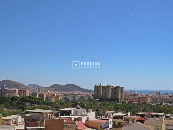 Chalet independiente en venta en Barrio San Alberto - La Alcubilla - Florisol, Málaga thumbnail 1