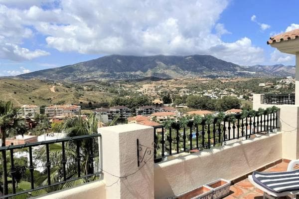 Piso en venta en Calle Acebuche, Mijas photo 1