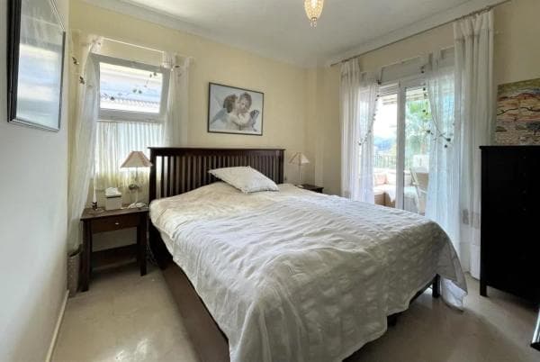 Piso en venta en Calle Acebuche, Mijas thumbnail 2