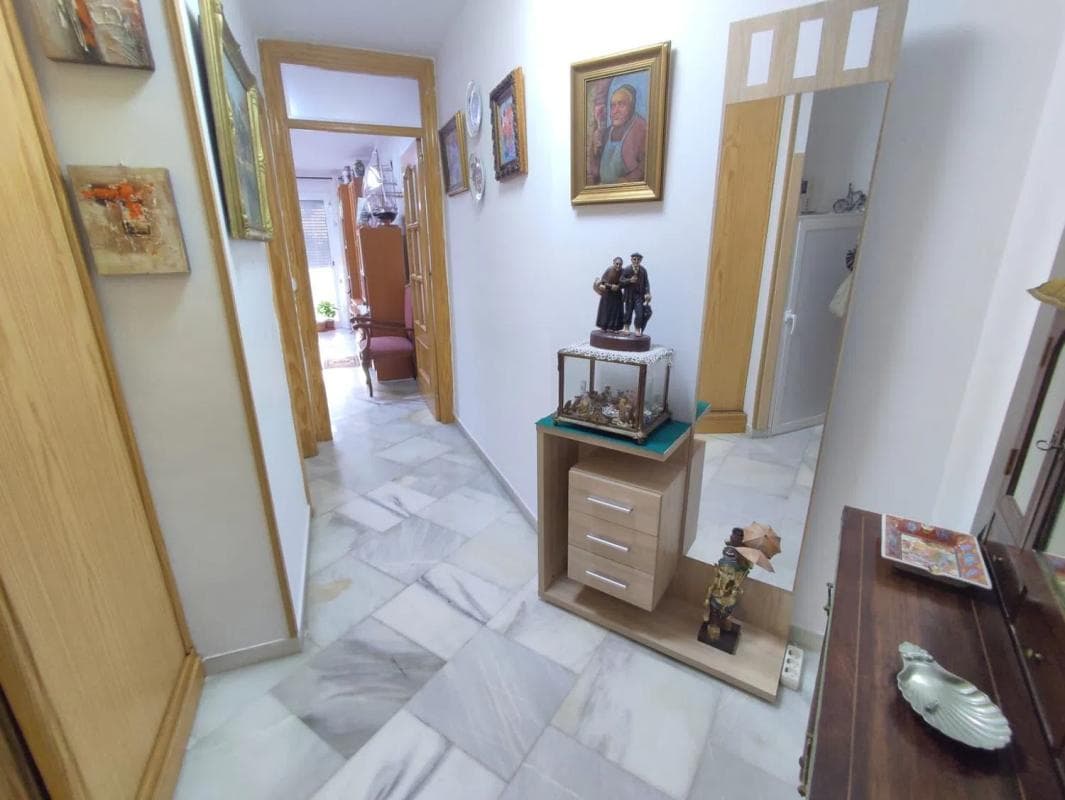 Sale of apartment in Calle Fernando de Prado, Torremolinos
photo 3