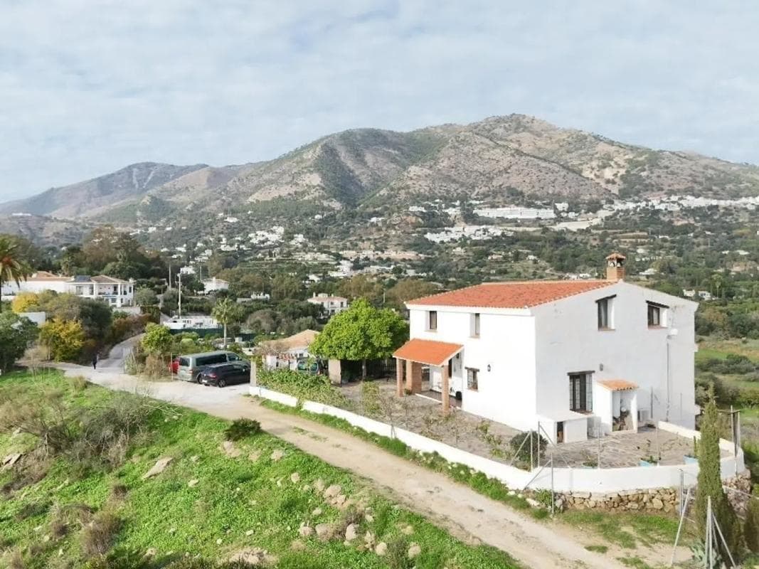 Venta de chalet independiente en Valtocado - La Alquería - La Atalaya, Mijas
photo 2