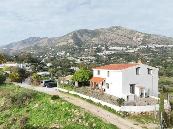 Wolnostojąca willa na sprzedaż w Valtocado - La Alquería - La Atalaya, Mijas thumbnail 1