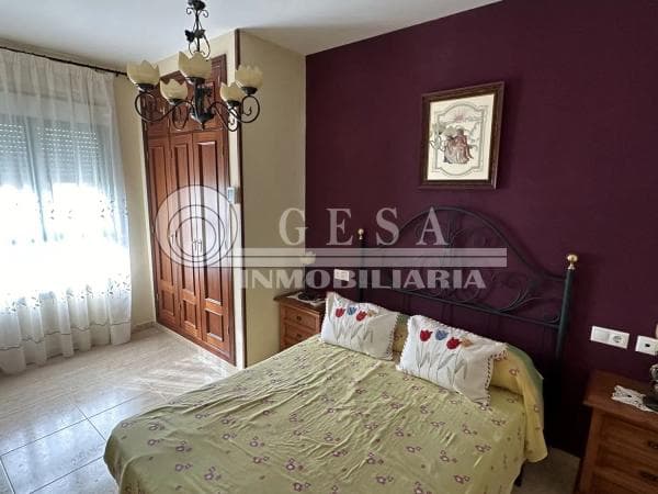 Продажа квартиры в Paseo Marítimo de Levante, Torre del Mar thumbnail 2