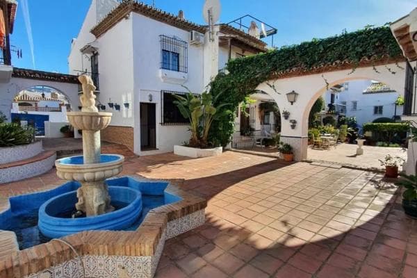 Коттедж на продажу в Calle Andalucía, Nerja photo 1