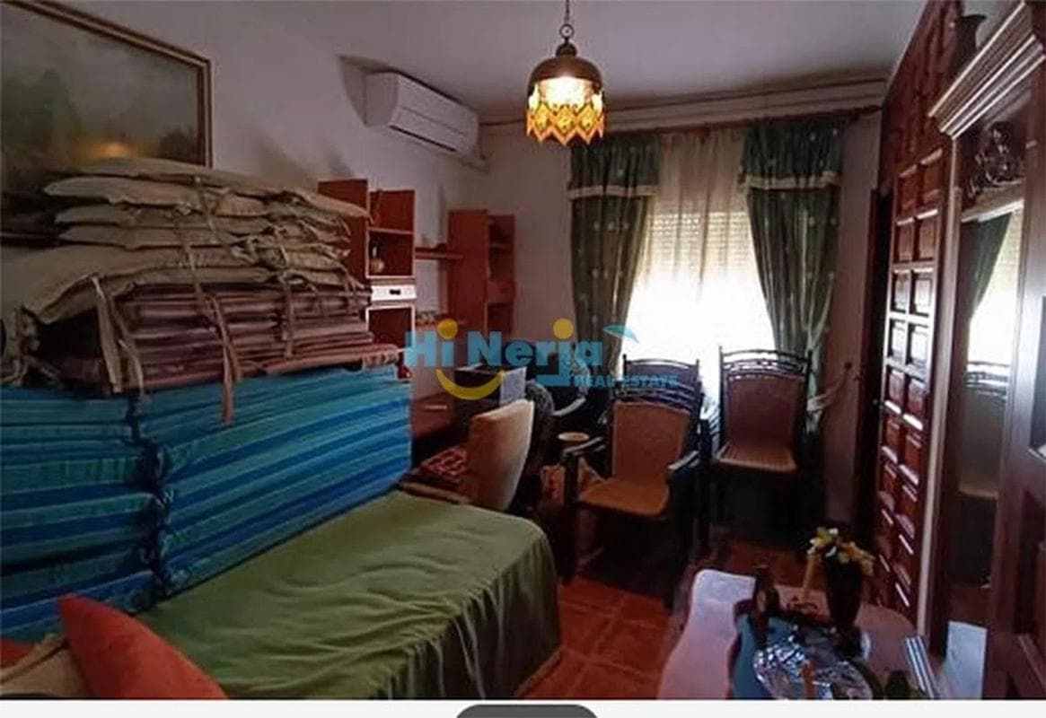 Venta de chalet independiente en Avda Pescia - Ctra de Frigiliana, Nerja
photo 3