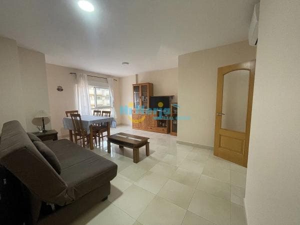 Piso en venta en Avda Pescia - Ctra de Frigiliana, Nerja photo 1