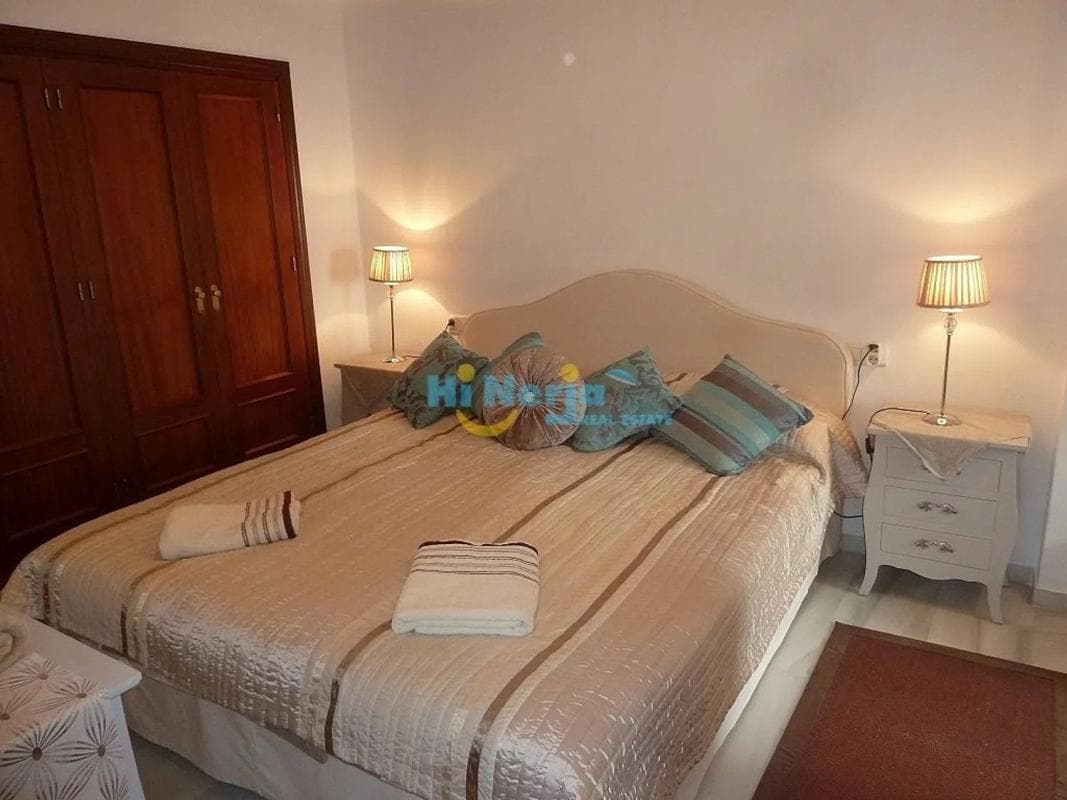 Venta de piso en Avda Pescia - Ctra de Frigiliana, Nerja
photo 4