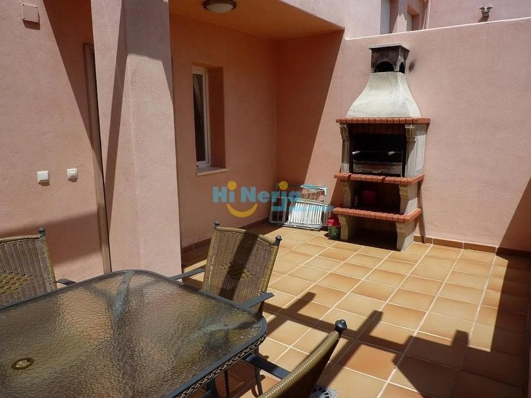 Venta de piso en Avda Pescia - Ctra de Frigiliana, Nerja
photo 3