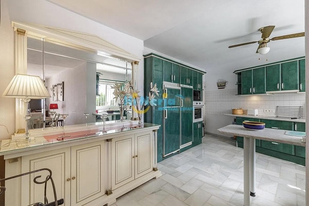 Venta de chalet independiente en Avda Pescia - Ctra de Frigiliana, Nerja
photo 3