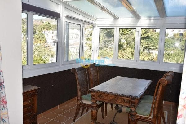 Дуплекс на продажу в Avda Pescia - Ctra de Frigiliana, Nerja photo 1