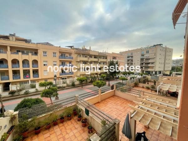 Apartment for sale in Avda Pescia - Ctra de Frigiliana, Nerja thumbnail 1