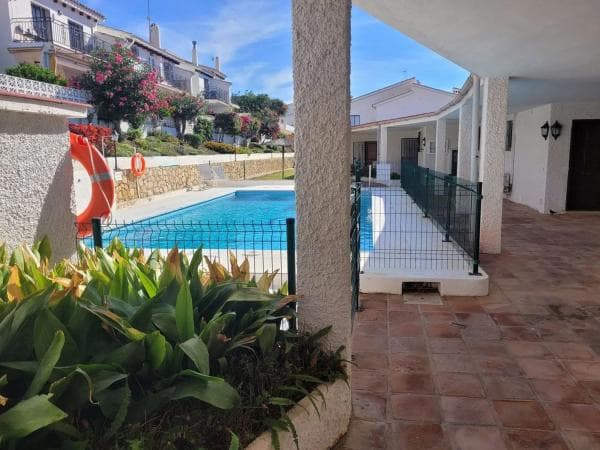Piso en venta en Avenida del Golf, Mijas thumbnail 1