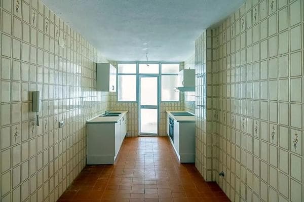 Apartment for sale in Plaza Goya, Torremolinos thumbnail 2