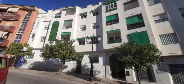 Piso en venta en Calle Valentuñana, 10, Marbella photo 1