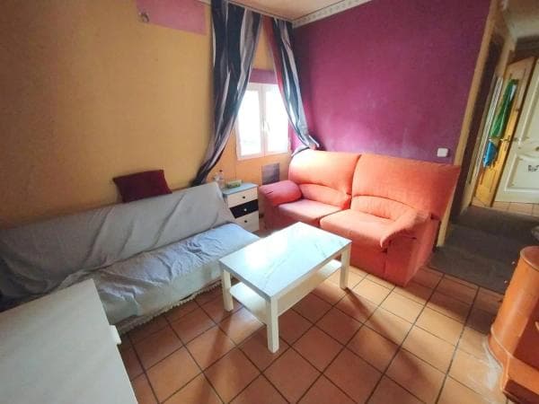 Продажа квартиры в Barrio Los Castillejos - La Trinidad, Малага photo 1