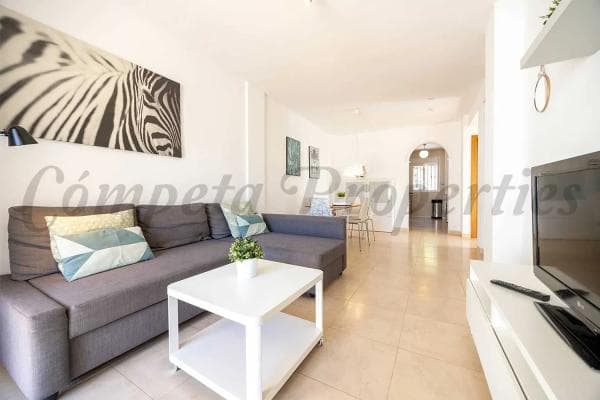 Продажа квартиры в Burriana, Nerja photo 1