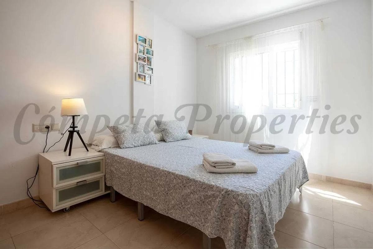 Venta de piso en Burriana, Nerja
photo 4