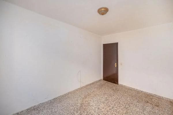 Продажа квартиры в Calle Pablo Picasso, 28, Vélez-Malaga thumbnail 2