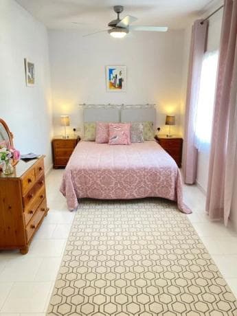 Apartment for sale in Calle Ramón y Cajal, 24 E, Nerja thumbnail 2