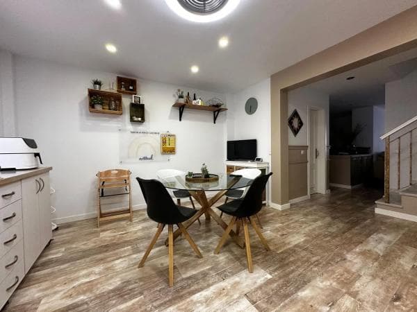 Chalet independiente en venta en Calle Loja, Vélez-Malaga photo 1