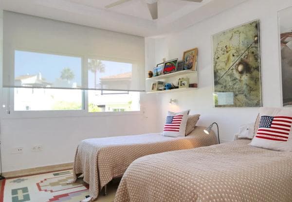 Apartment for sale in Barrio Villacana - Costalita - Saladillo, Estepona thumbnail 2