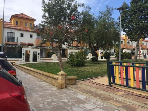 Коттедж на продажу в , Algarrobo-Costa photo 1