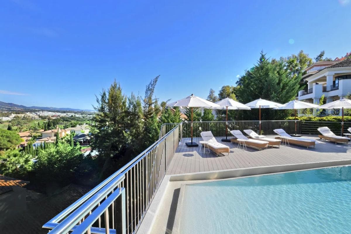 Sale of independent chalet in Barrio Las Brisas, Marbella
photo 4