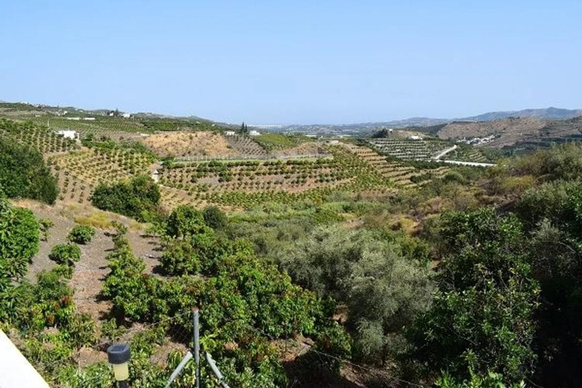 Venta de chalet independiente en Diseminado Atalaya Baja, Vélez-Malaga
photo 2
