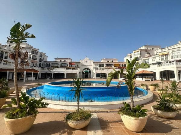Apartment for sale in Avenida de la Paz, Benalmádena photo 1