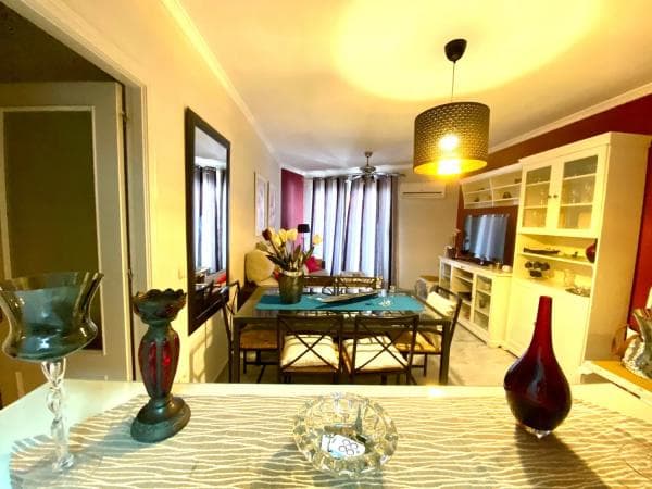 Apartment for sale in Avenida de la Paz, Benalmádena thumbnail 2