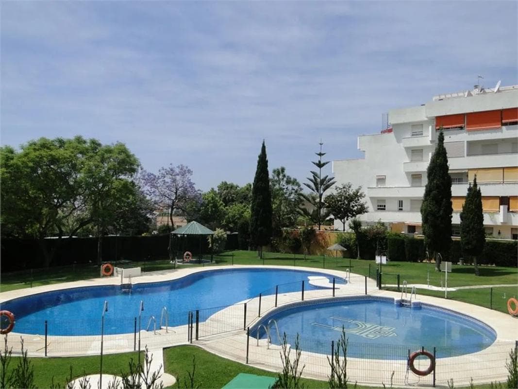 Sale of apartment in Avenida Ciudad de Melilla, 1, Benalmádena
photo 2