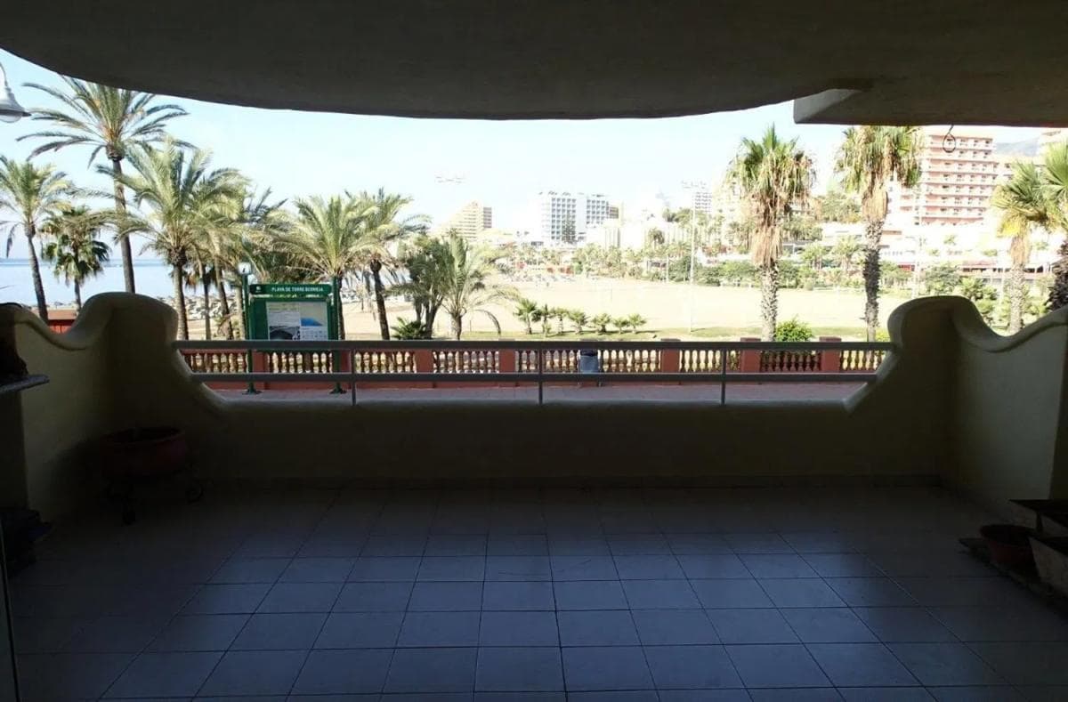 Sale of apartment in Calle de la Dársena, 215, Benalmádena
photo 2