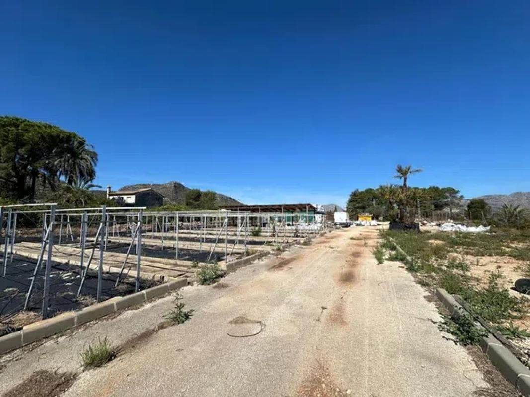 Terreno en venta en Pedreguer, Alicante photo 2