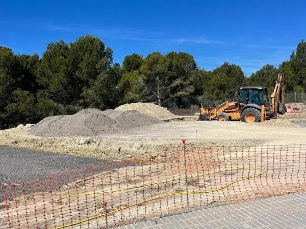 Terreno en venta en Alfaz del Pi, Alicante photo 4