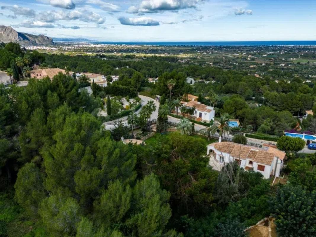 Terreno en venta en Pedreguer, Alicante photo 3