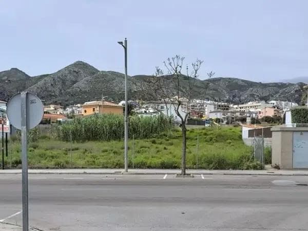Terreno en Juan carlos i rey s/n thumbnail 1