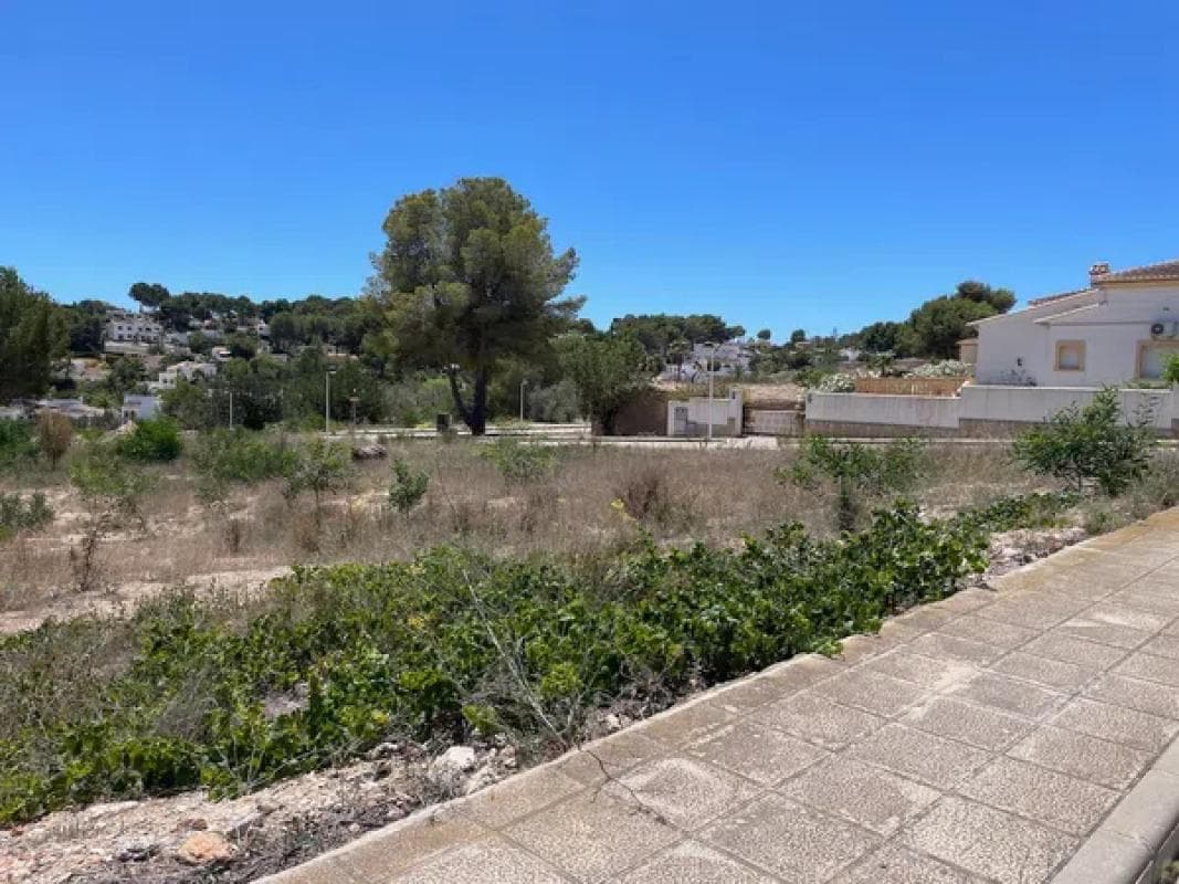 Terreno en venta en Moraira, Alicante photo 2
