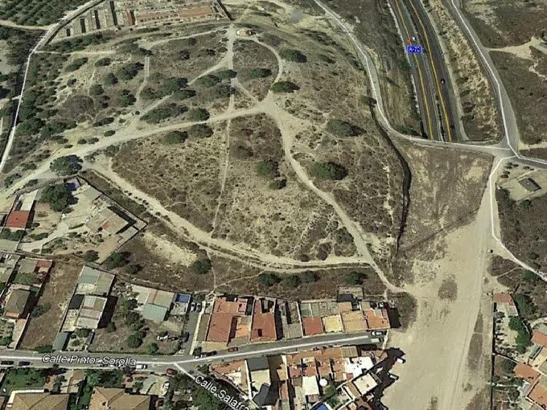 Terreno en venta en Mutxamel, Alicante photo 3