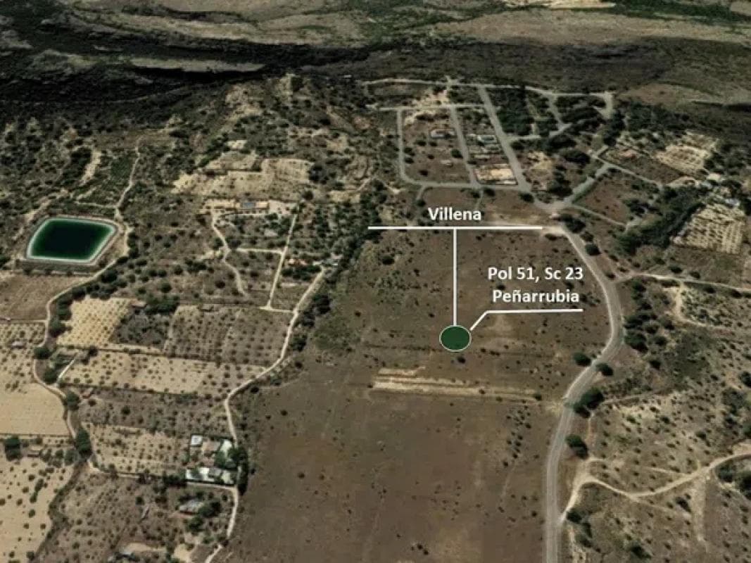 Terreno en venta en Villena, Alicante photo 4