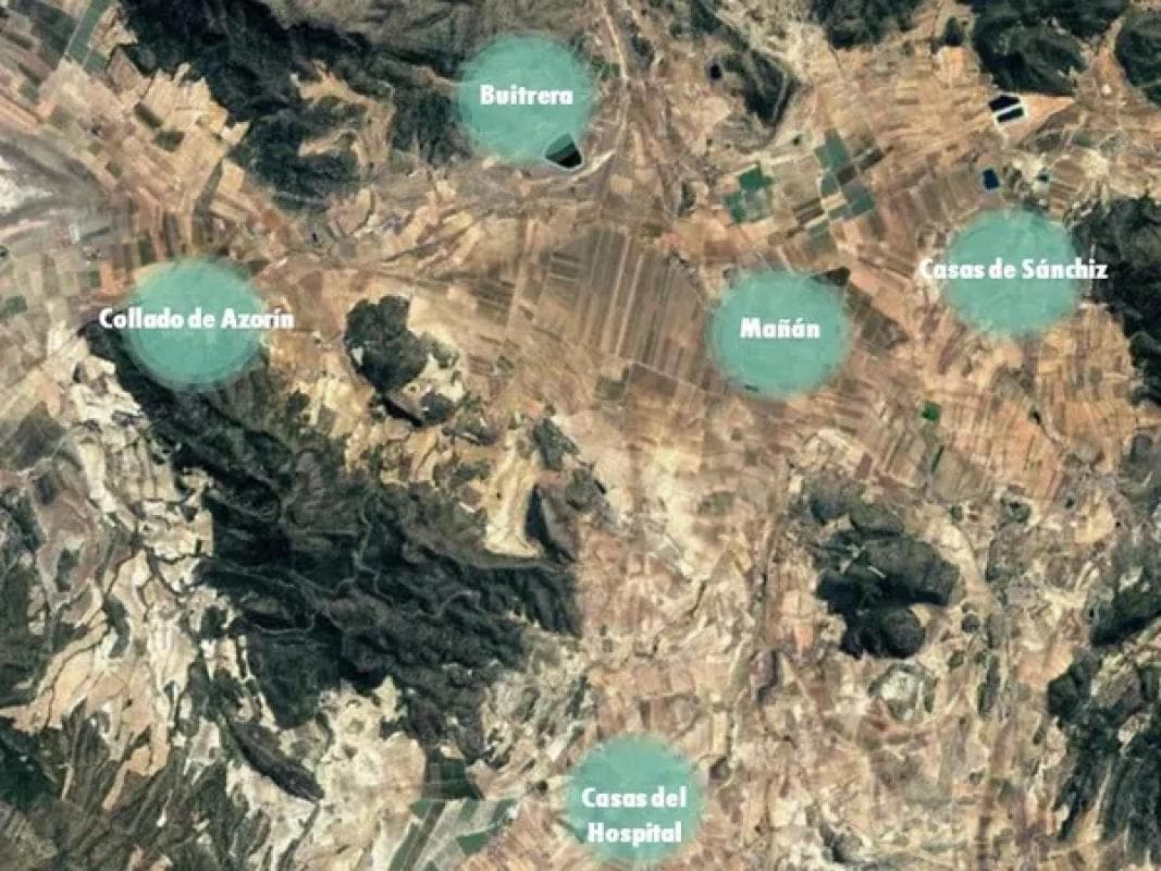 Terreno en venta en Monovar, Alicante photo 5