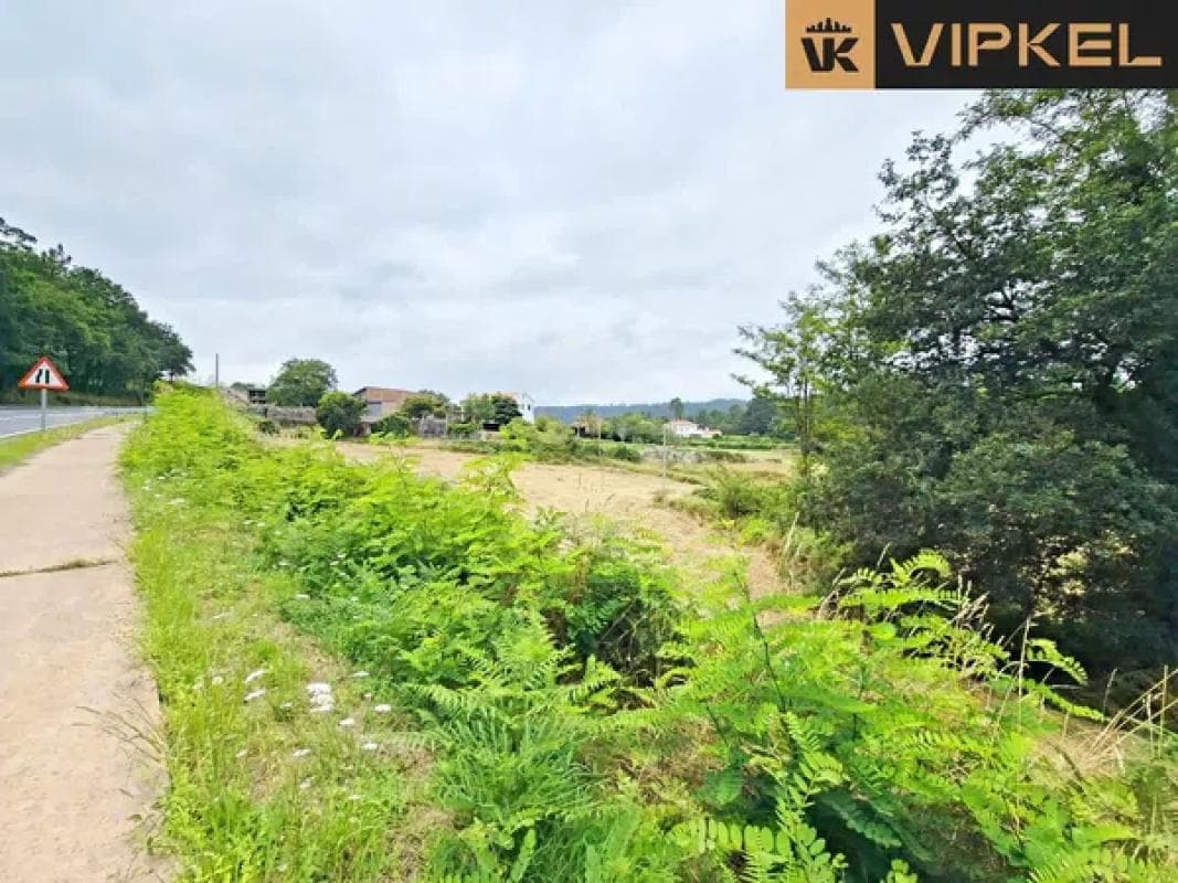 Terreno en venta en Brion, A Coruña photo 3