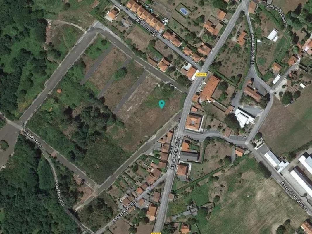 Terreno en venta en Brion, A Coruña photo 2