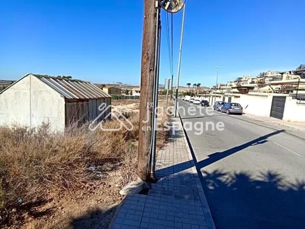 Terreno en venta en Mutxamel, Alicante photo 2