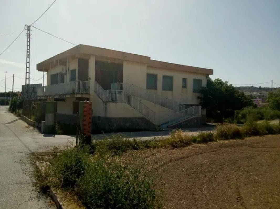Property photo 2