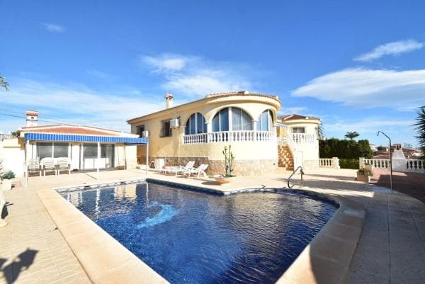 Chalet independiente en venta en , Ciudad Quesada photo 1