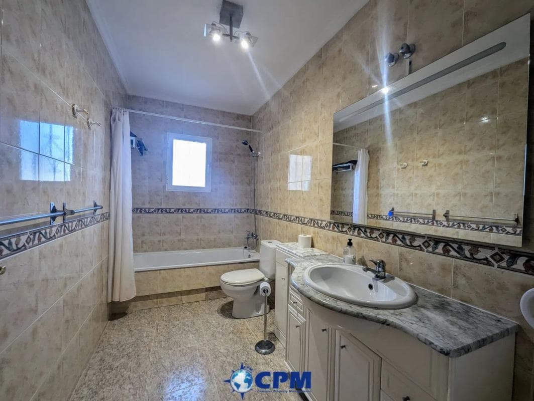 Propiedades en venta y alquiler en España photo 5