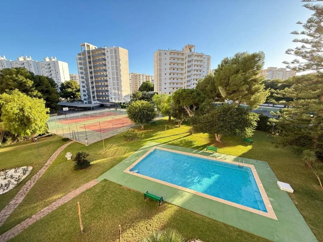 Venta de piso en Barrio Cabo de las Huertas, Alicante / Alacant
photo 4