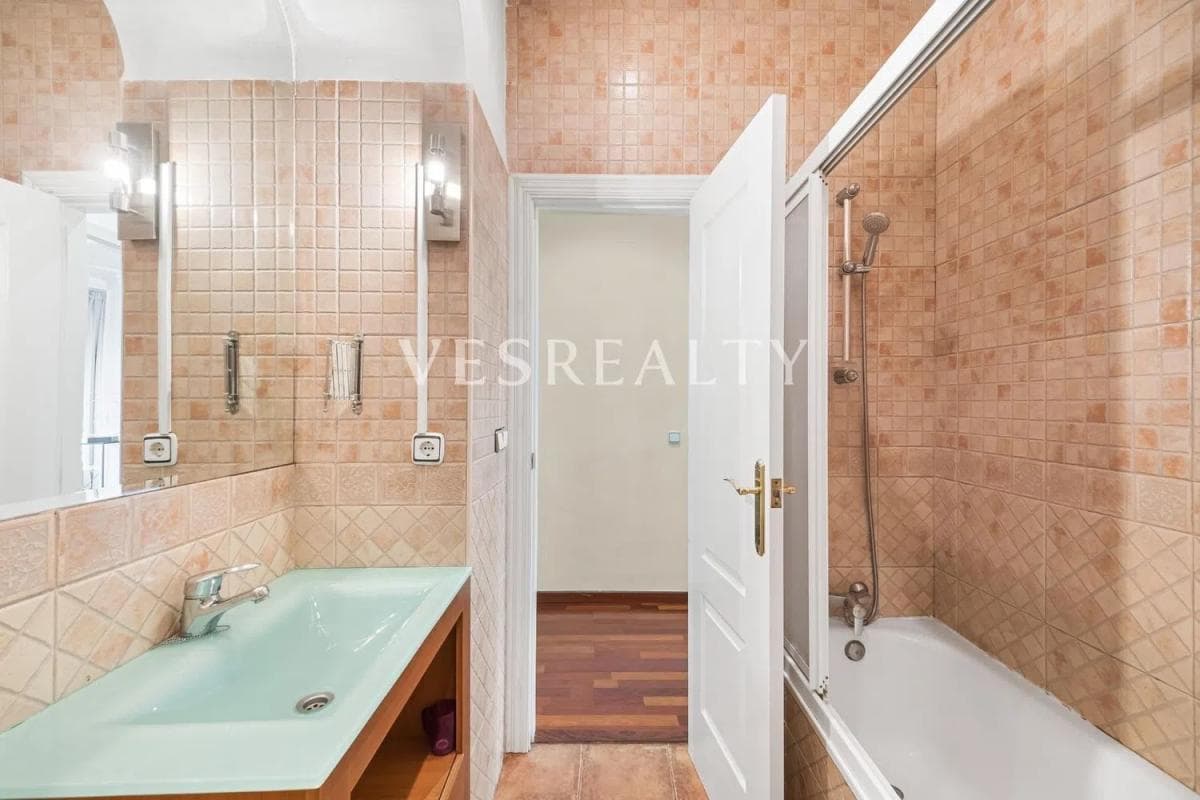 Venta de piso en Calle Girona, Alicante / Alacant
photo 4