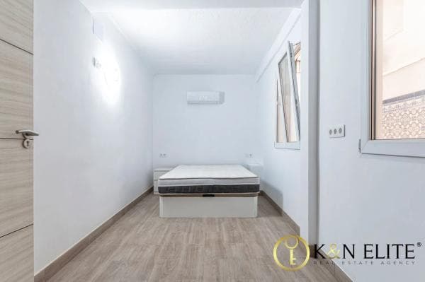 Venta de piso en Calle de la Virgen del Socorro, 77, Alicante / Alacant
photo 1